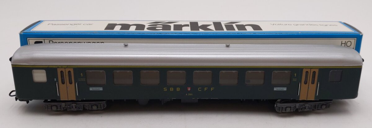 Marklin 4066 HO Scale Passenger Coach of the Swiss Railways #A2561 EX/Box
