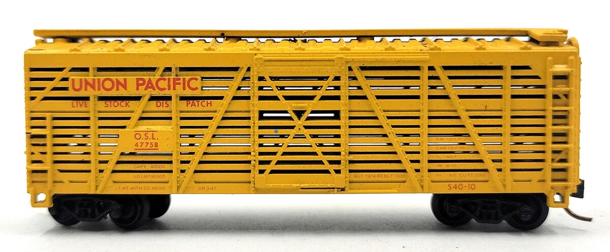 Atlas 3525 N Scale Union Pacific 40' Stock Car #47758 LN/Box
