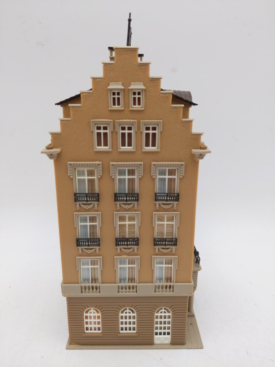 Vollmer 23799 HO Scale Pension Hotel EX