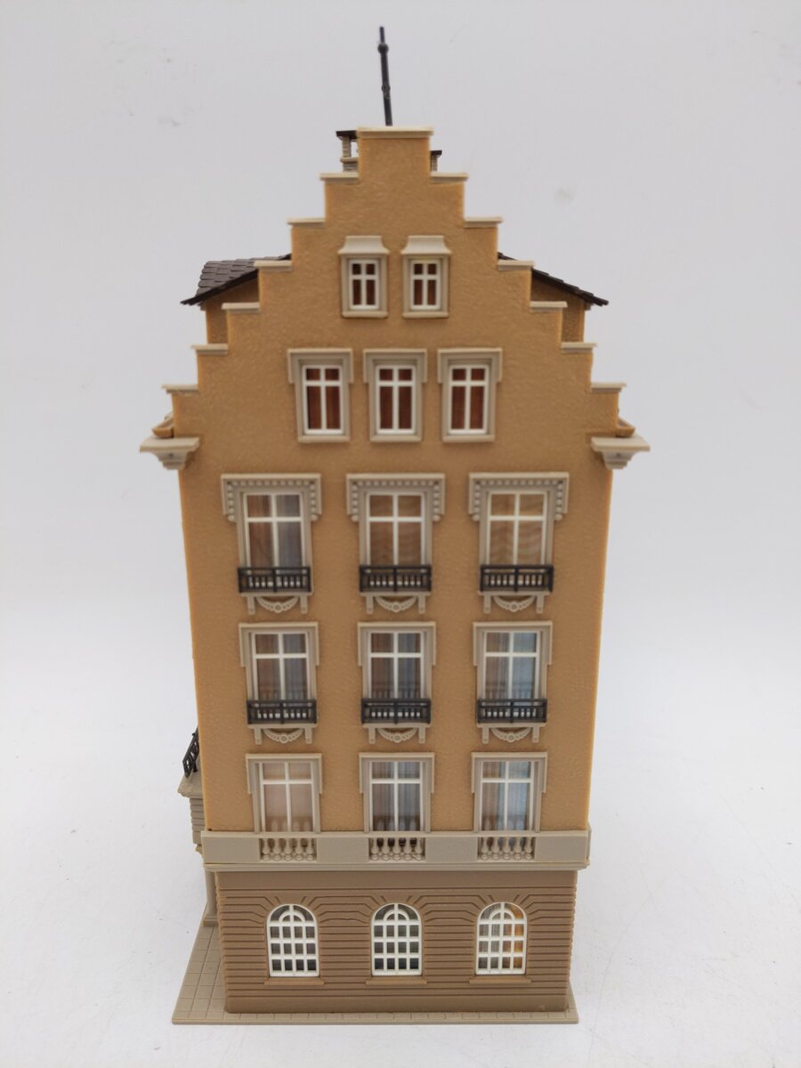 Vollmer 23799 HO Scale Pension Hotel EX