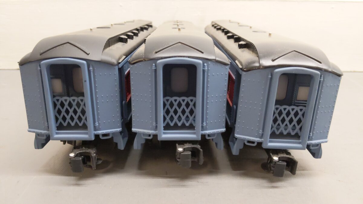 Lionel O Gauge Assorted Polar Express Passenger Cars [3] VG