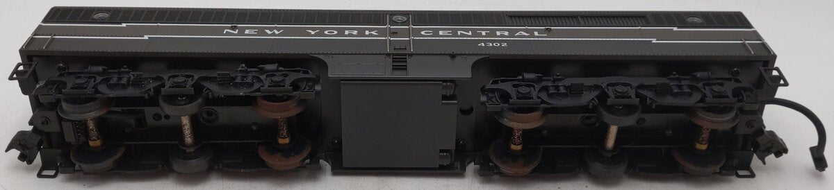 MTH 30-2730-3 New York Central Alco PA B Unit Non-Powered Diesel Engine #4302 VG/Box