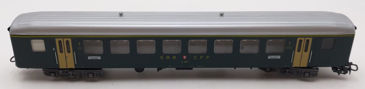 Marklin 4066 HO Scale Passenger Coach of the Swiss Railways #A2561 EX/Box