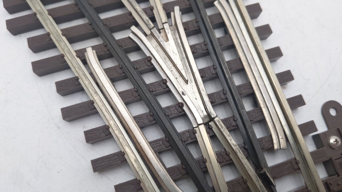 Atlas 6072 O Gauge Nickel Silver O-72 Left Hand Remote Switch Turnout EX