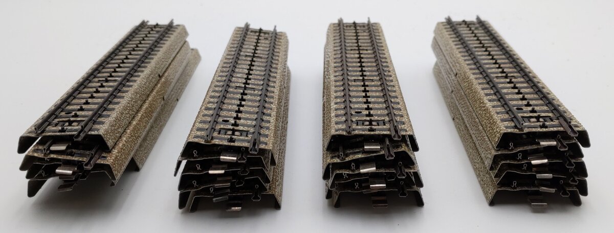 Marklin 5106 HO Metal Straight Track (20) EX