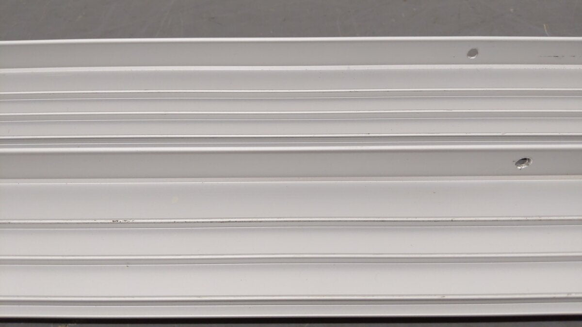 Railrax Closeouts O Shelf Section 5-Foot x 2-5/8