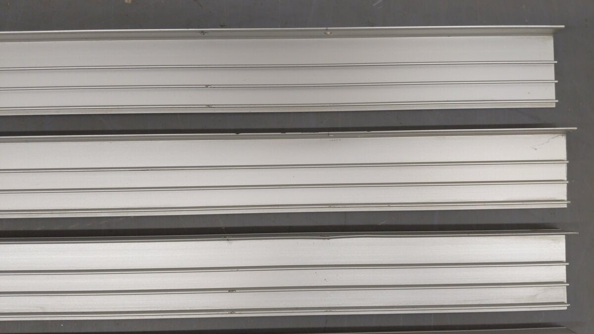 Railrax Closeouts O Shelf Section 3-Foot x 2-5/8