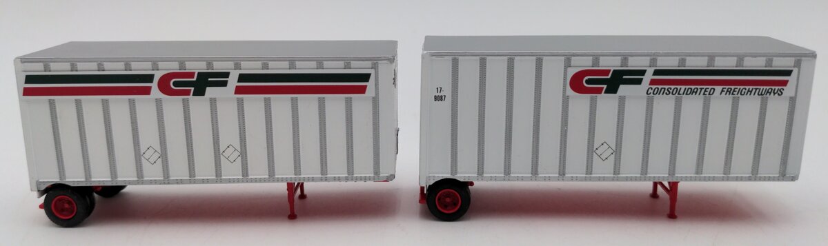 Athearn 91148 HO Scale Consolidated Freightways Freightliner w/2 28' Trailers VG/Box