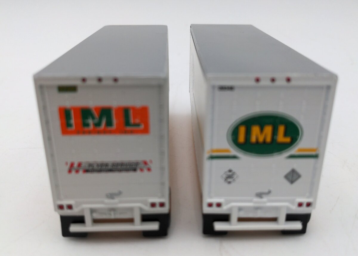 Athearn 91135 HO IML Freight Freightliner & 2-28'' Trailers VG/Box