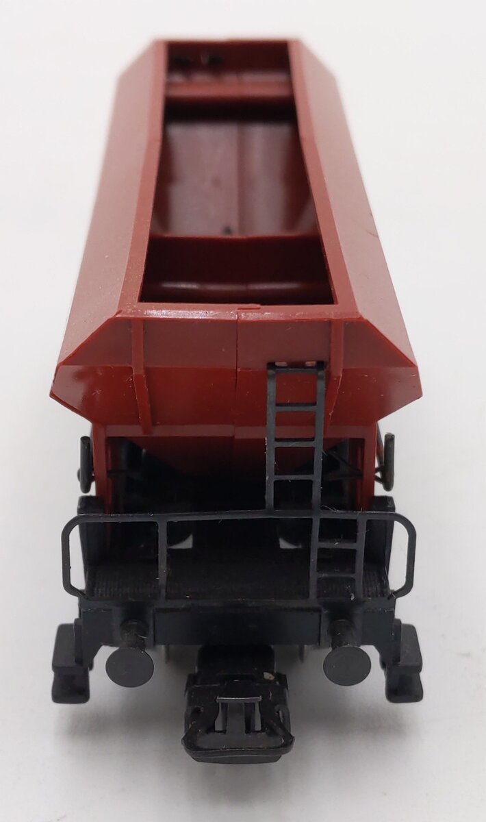 Marklin 4631 HO Scale DB Side Dumping Hopper Car EX/Box