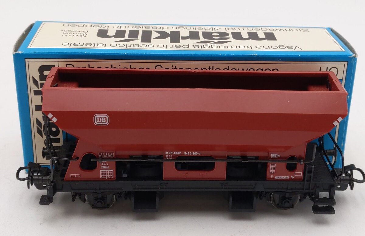 Marklin 4631 HO Scale DB Side Dumping Hopper Car EX/Box