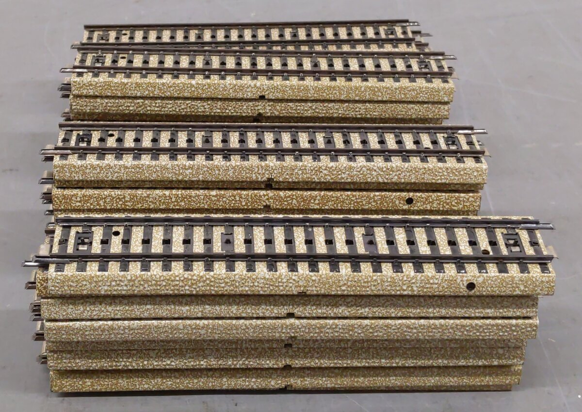 Marklin 5106 HO Metal Straight Track (38) EX