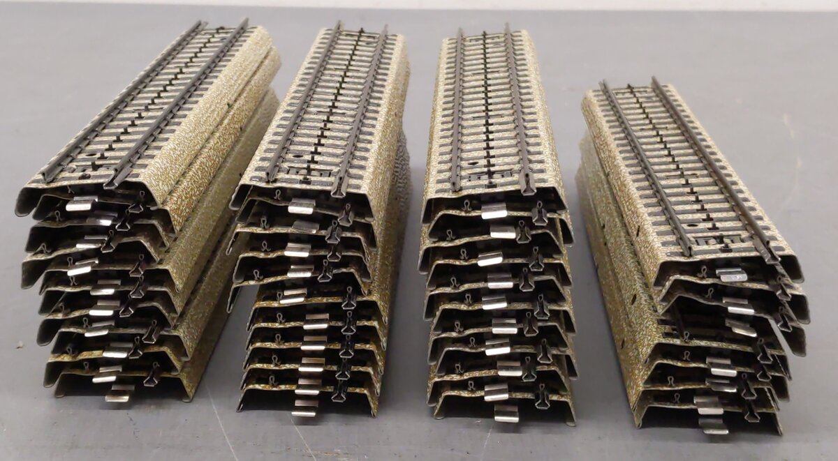 Marklin 5106 HO Metal Straight Track (38) EX