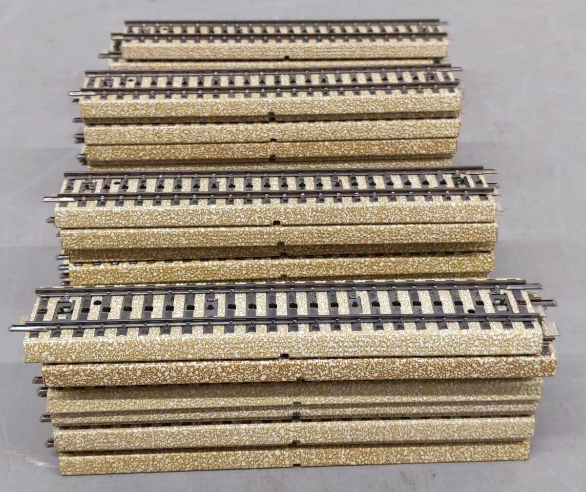 Marklin 5106 HO Metal Straight Track (38) EX