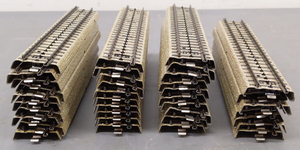 Marklin 5106 HO Metal Straight Track (38) EX