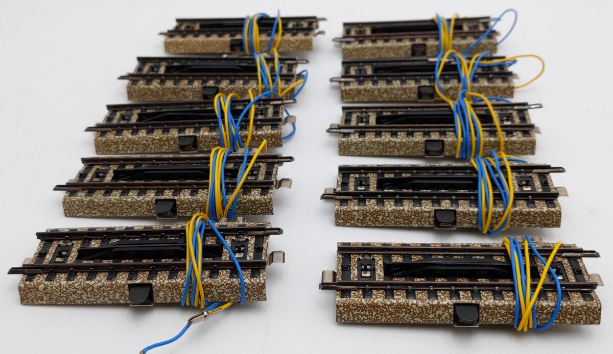 Marklin 5112 HO Scale Uncoupling Track Sections (10) EX