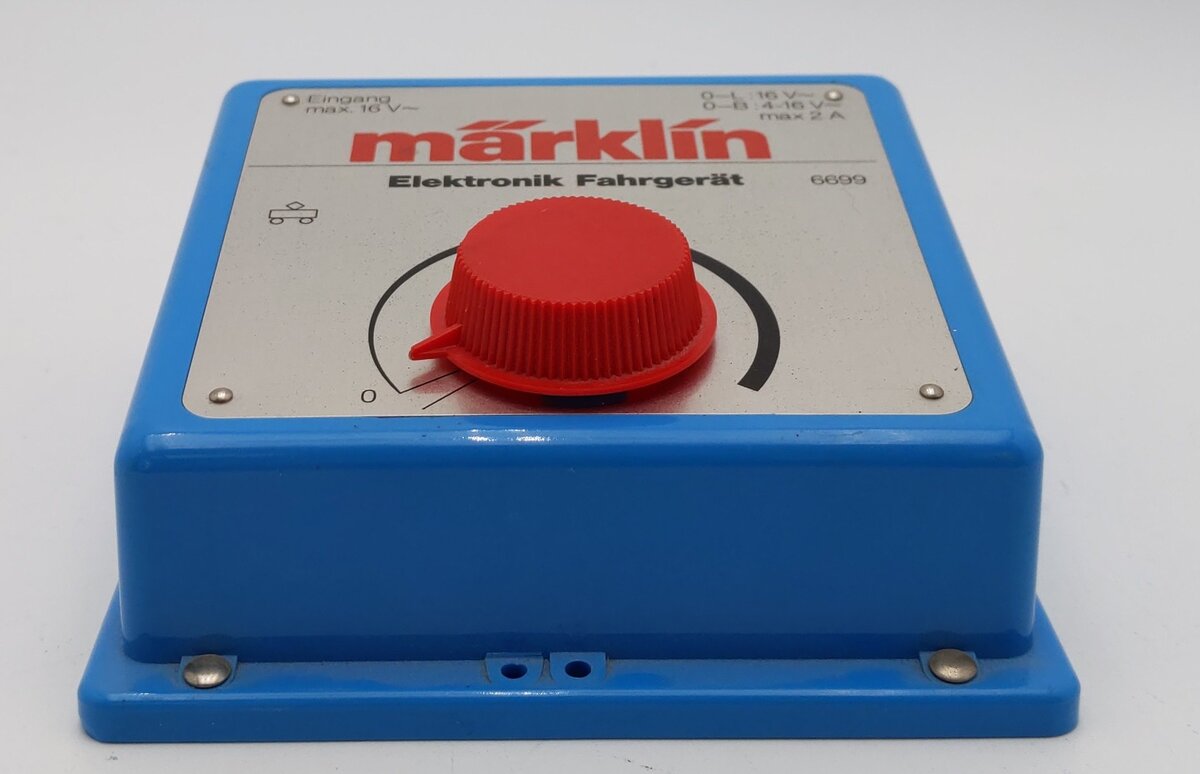 Marklin 6699 HO Scale 16V Power Pack EX