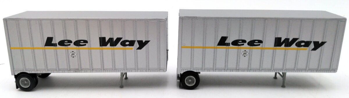 Athearn 91140 HO Scale Lee Way Freightliner w/Trailers Two 28'' Trailers VG/Box