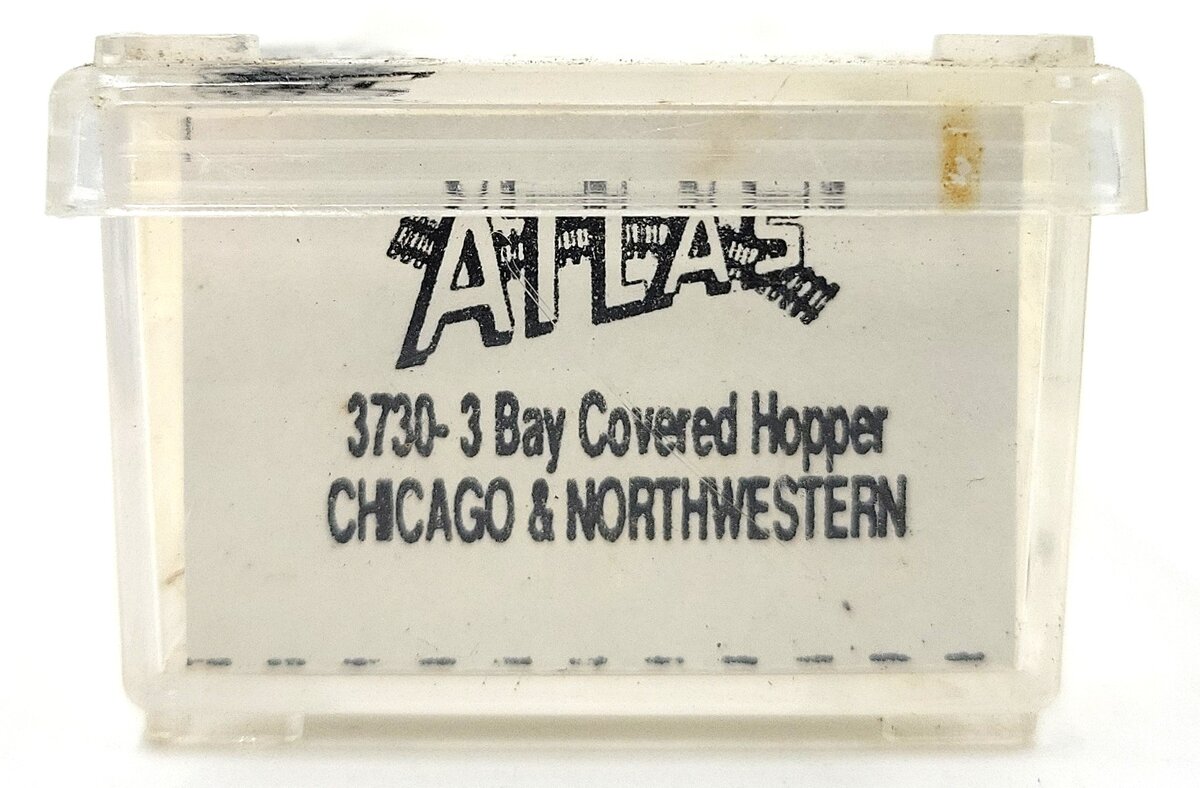 Atlas 3730 N Scale Chicago & Northwestern 3-Bay Covered Hopper #95456 LN/Box