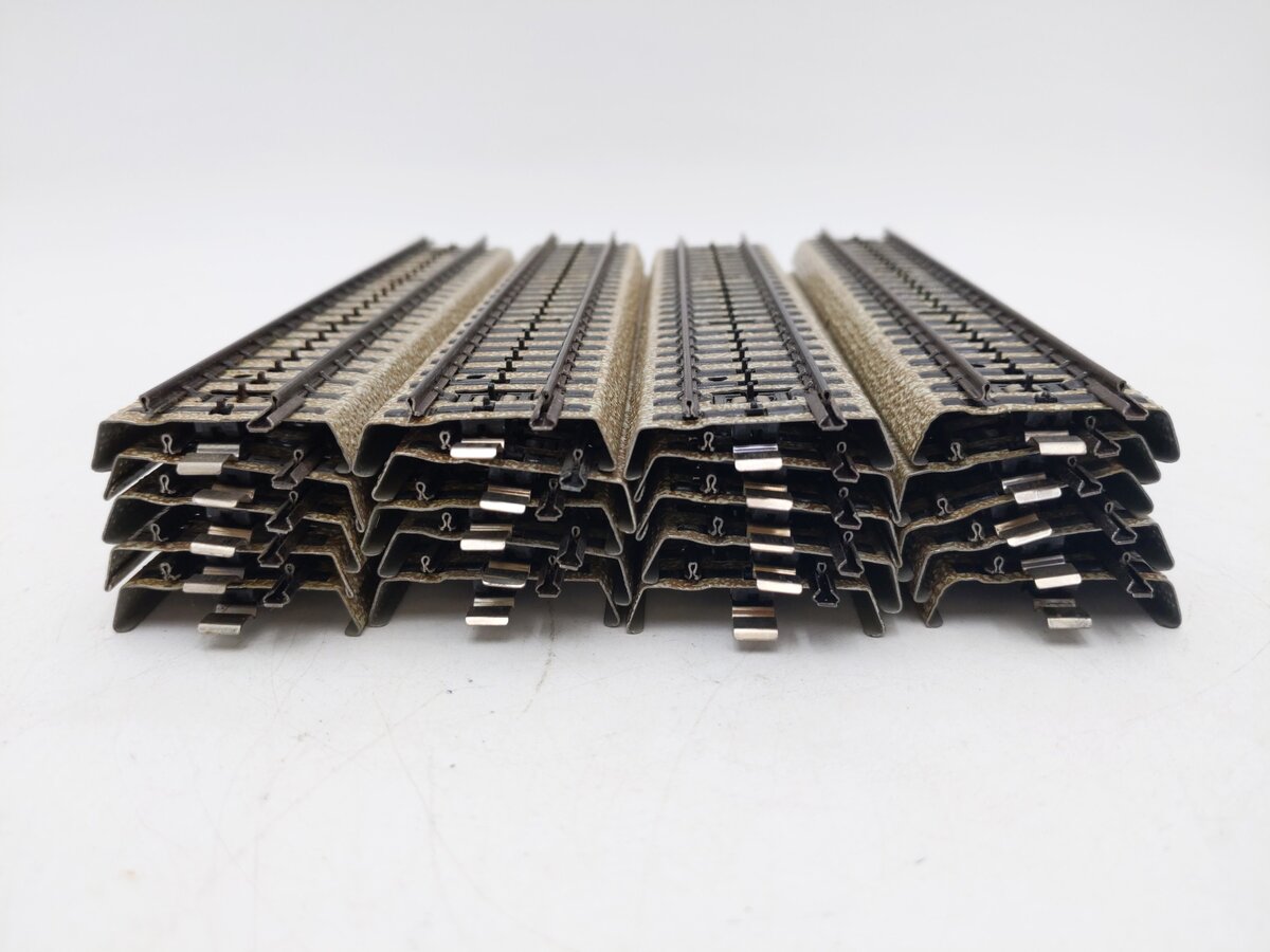 Marklin 5106 HO Metal Straight Track (20) EX