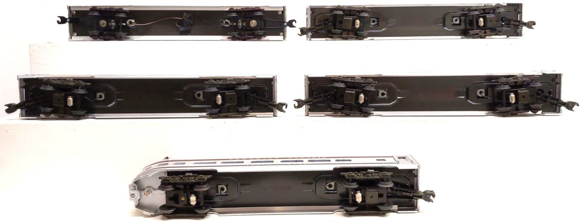 Williams 2610 Canadian Pacific Striped 5-Car Aluminum Passenger Set EX/Box