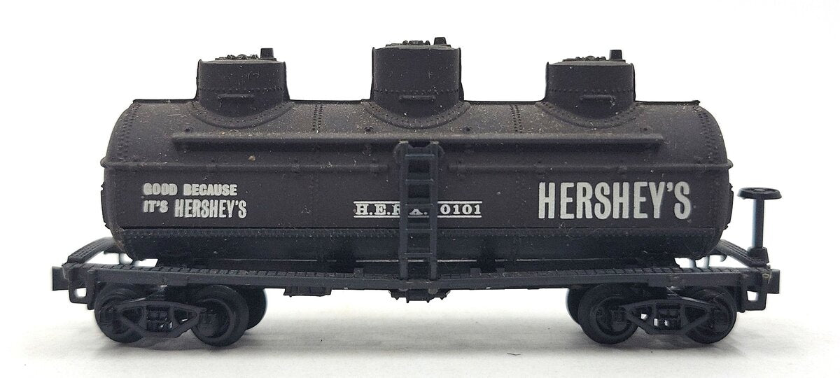 Model Power 3422 N Scale H.E.R.X Hershey's 3 Dome Tank Car #10101 LN