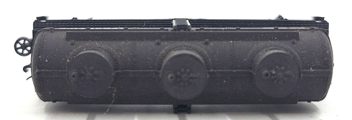 Model Power 3422 N Scale H.E.R.X Hershey's 3 Dome Tank Car #10101 LN