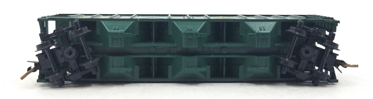 Atlas 3730 N Scale Chicago & Northwestern 3-Bay Covered Hopper #95456 LN/Box