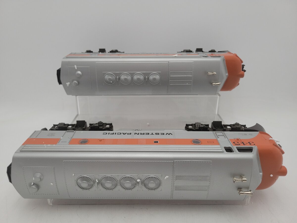 Williams O Gauge CUSTOM Western Pacific AA Diesel Locomotive Set