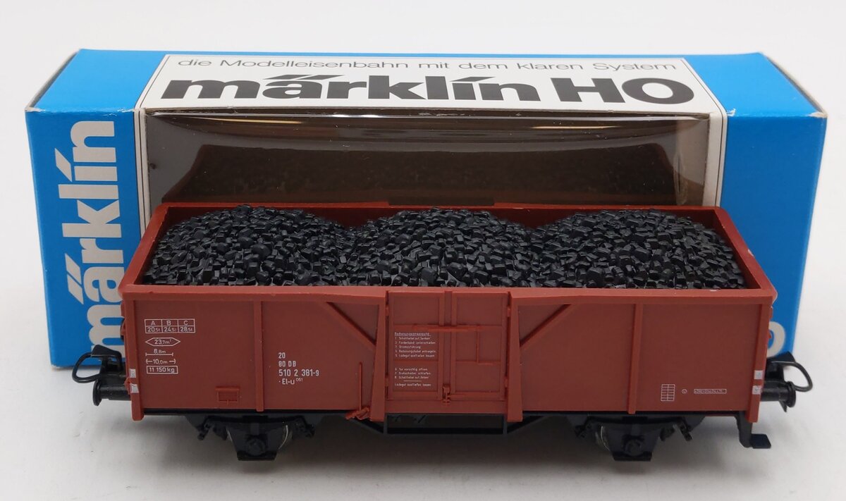 Marklin 4431 HO Scale Hopper Car w/ Load EX