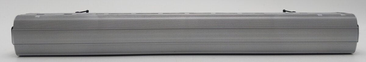 Walthers 932-6383 HO Scale 85' Budd Phase 3 52-Seat Coach Passenger Car EX/Box