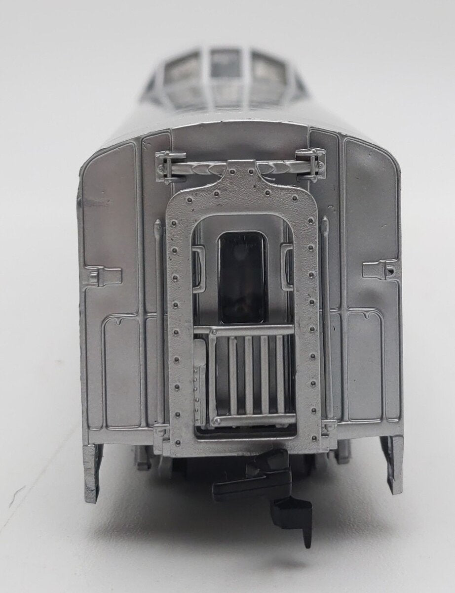 IHC 47947 HO Scale Southern Vista Dome corrugated passenger car #1613 EX/Box