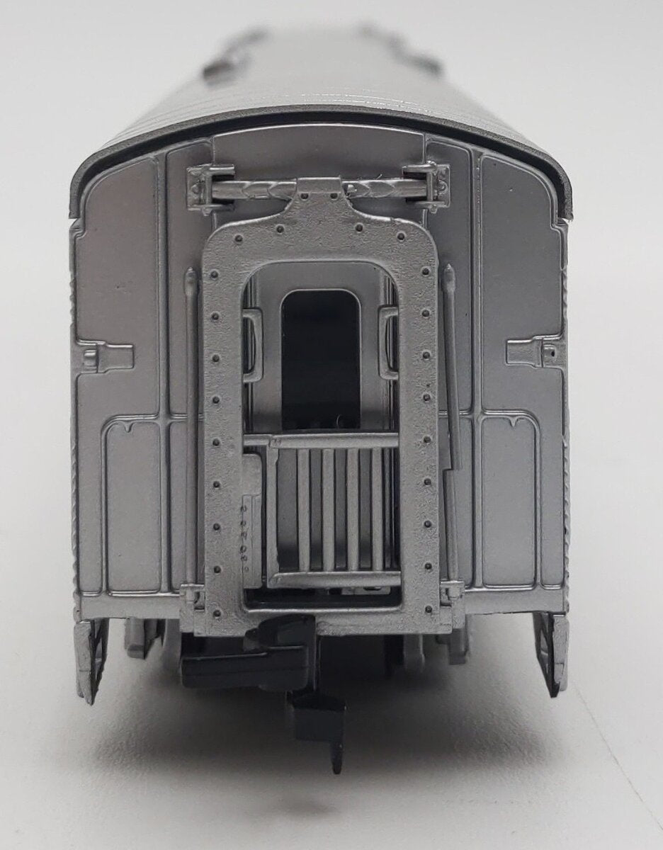 IHC 47944 HO SOU Delaware Corrugated Side PS Combine Car #702 EX/Box