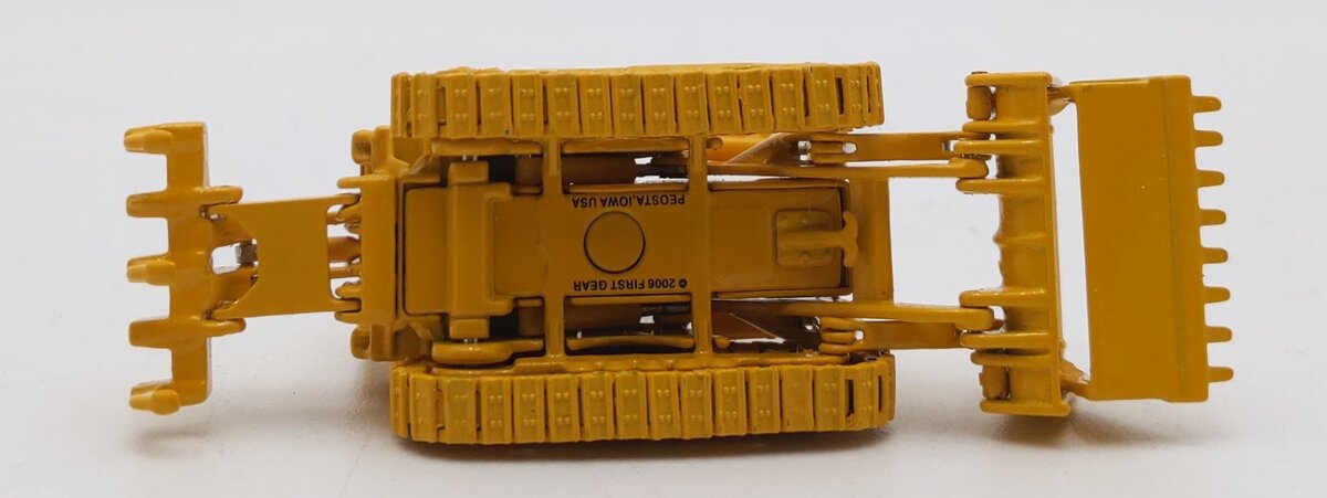 First Gear 80-0314 1:87 175 International Harvester Crawler Loader With Ripper LN/Box