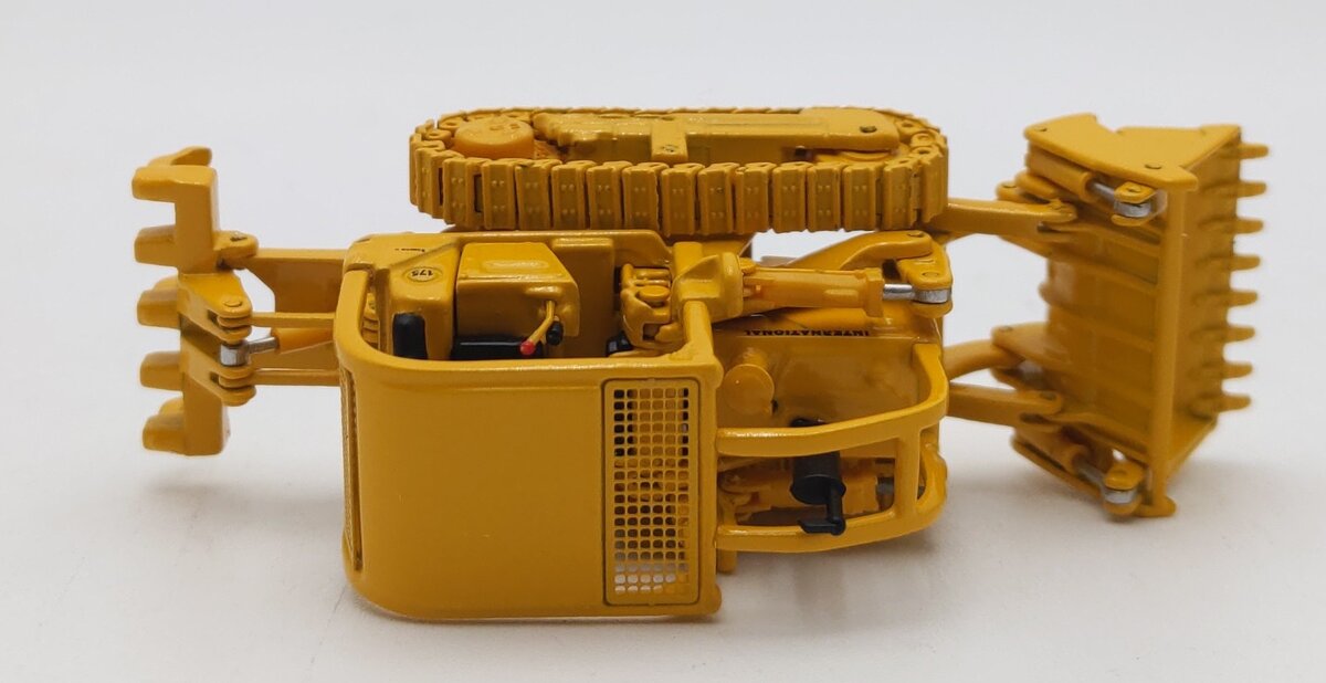 First Gear 80-0314 1:87 175 International Harvester Crawler Loader With Ripper LN/Box