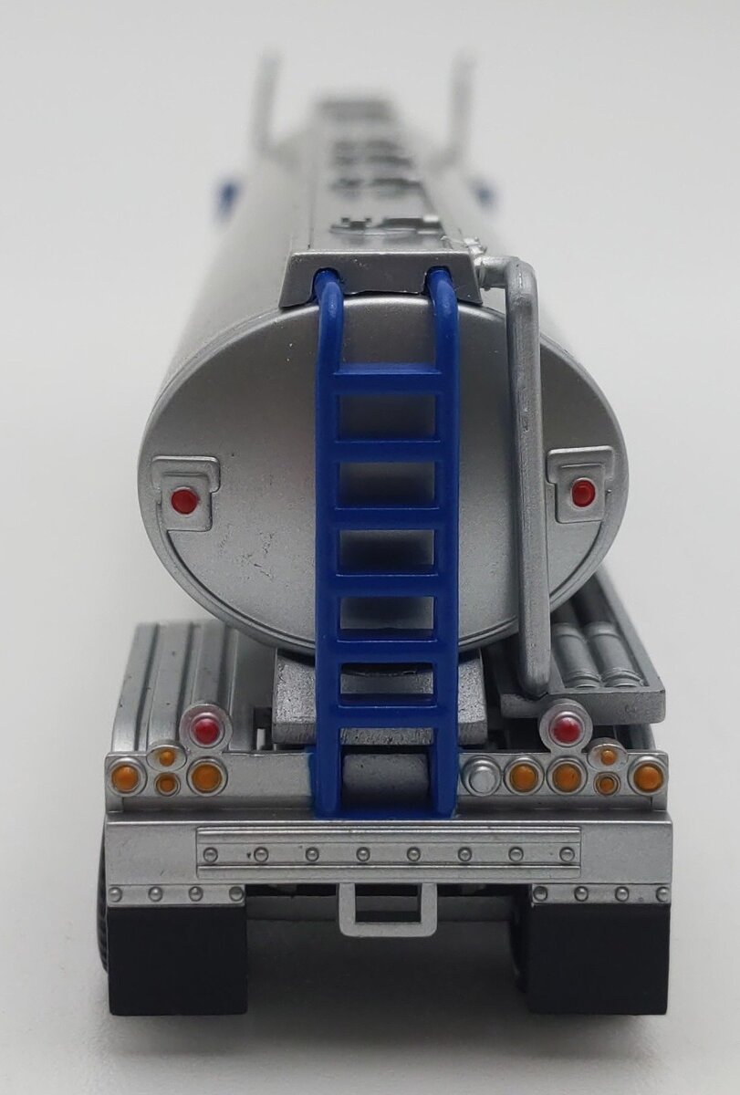 Model Power 16000 1:87 Arrow Spring Water Co. Short Haul Tractor W/Tank Trailer EX/Box