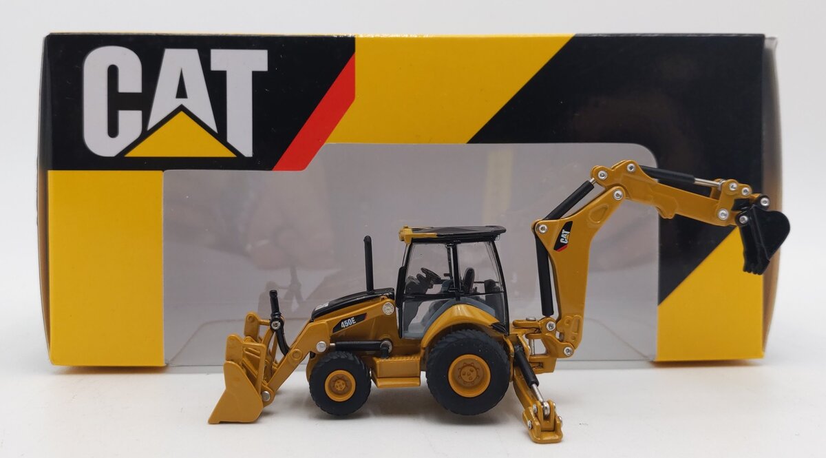 Norscot 55263 HO Caterpillar(R) 450E Backhoe Loader - Assembled LN/Box