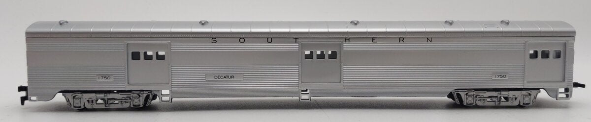IHC 47940 HO Southern Decatur Corrugated Side Baggage Car #1750 EX/Box
