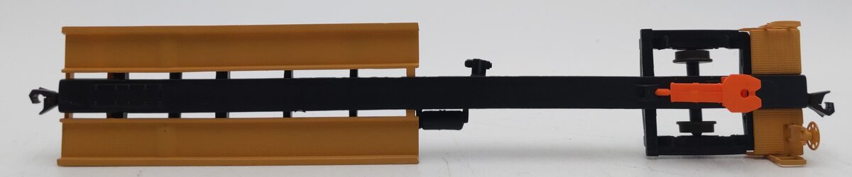 Walthers 932-3982 HO Scale Front Runner TTX #120019 EX/Box