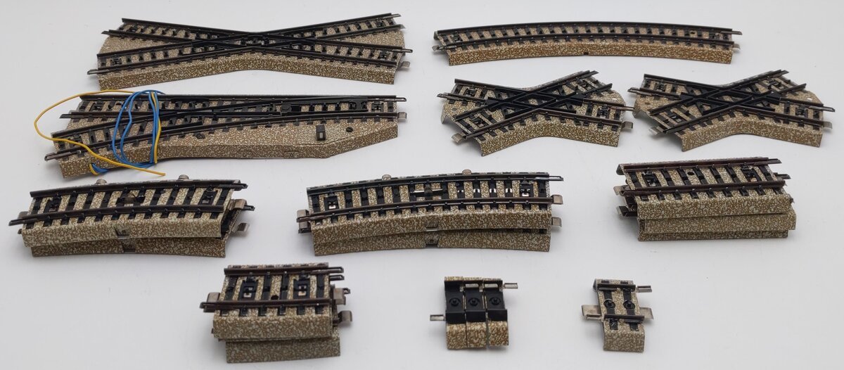 Marklin HO Scale Assorted M Track Sections [19] EX