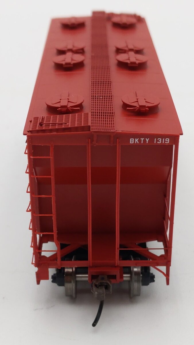 Athearn ATH63819 HO Scale Missouri-Kansas-Texas PS 2600 Covered Hopper #1319 LN/Box