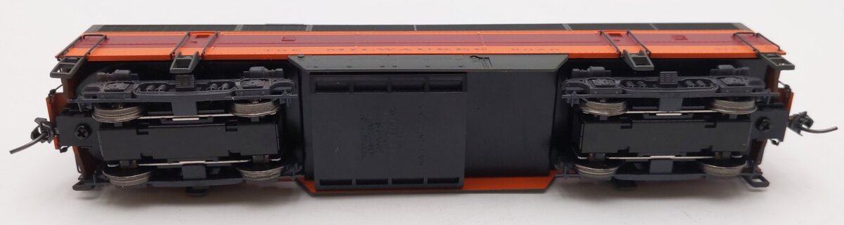 Proto 1000 30001 HO Scale Milwaukee Road C-Liner Powered B Unit #23B LN/Box