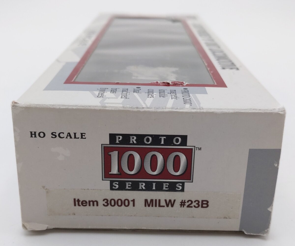 Proto 1000 30001 HO Scale Milwaukee Road C-Liner Powered B Unit #23B LN/Box