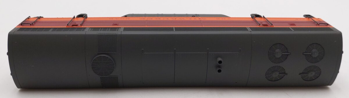 Proto 1000 30001 HO Scale Milwaukee Road C-Liner Powered B Unit #23B LN/Box
