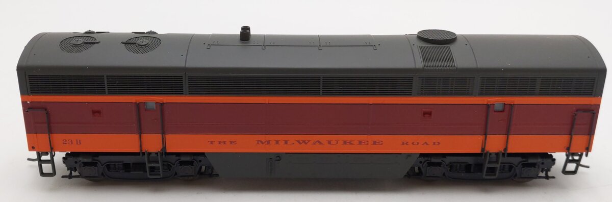 Proto 1000 30001 HO Scale Milwaukee Road C-Liner Powered B Unit #23B LN/Box
