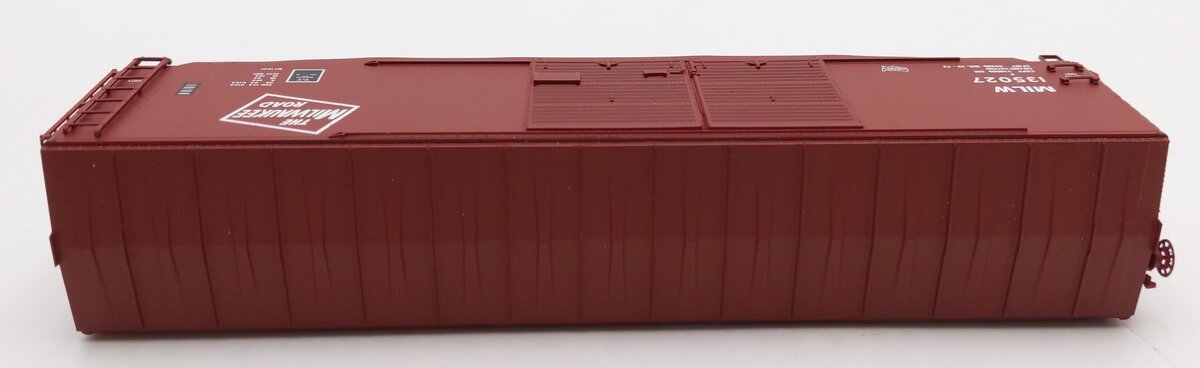 InterMountain 45619-01 HO Scale MILW 50' PS-1 Double Door Boxcar #135027 EX/Box