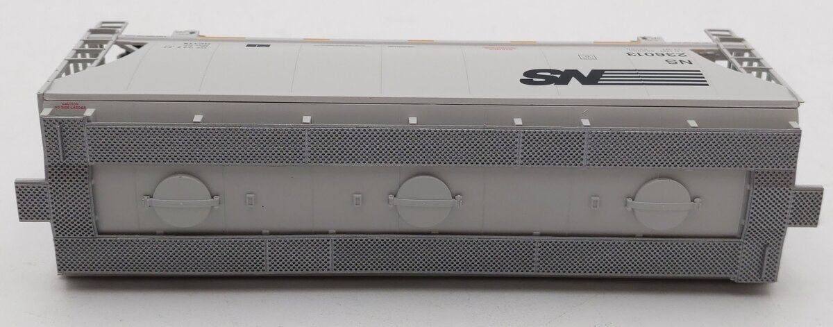 Walthers 910-49317 HO Scale Norfolk Southern 39' Trinity 2-Bay Hopper #236013 LN/Box