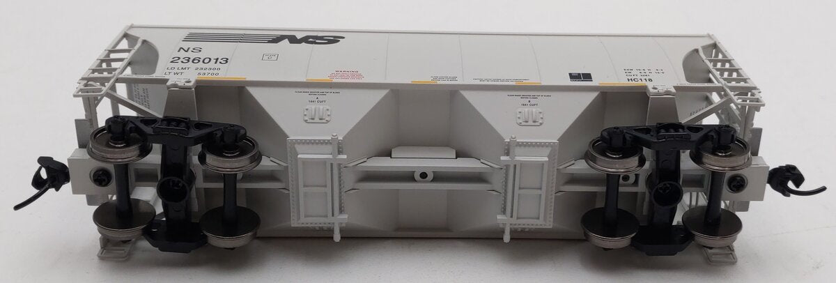 Walthers 910-49317 HO Scale Norfolk Southern 39' Trinity 2-Bay Hopper #236013 LN/Box
