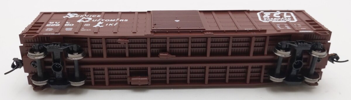 Walthers 910-46719 HO Seaboard Coast Line 50' Waffle Side Boxcar RTR #22960