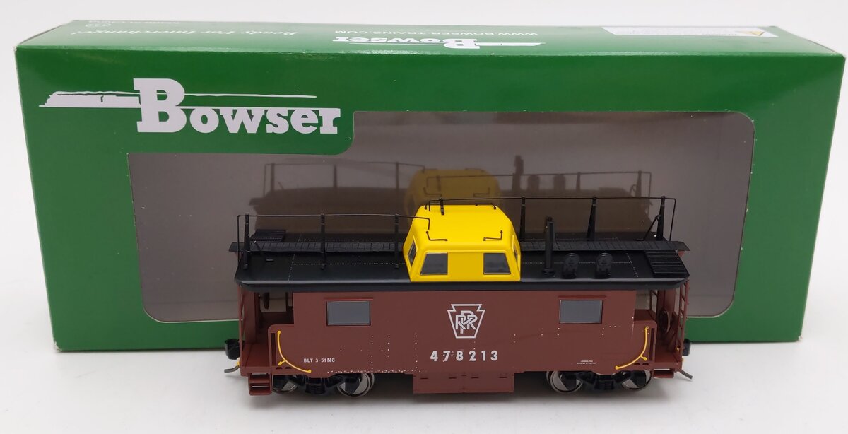 Bowser 43415 HO Scale PRR N-8 Caboose with Trainphone #478213 VG/Box